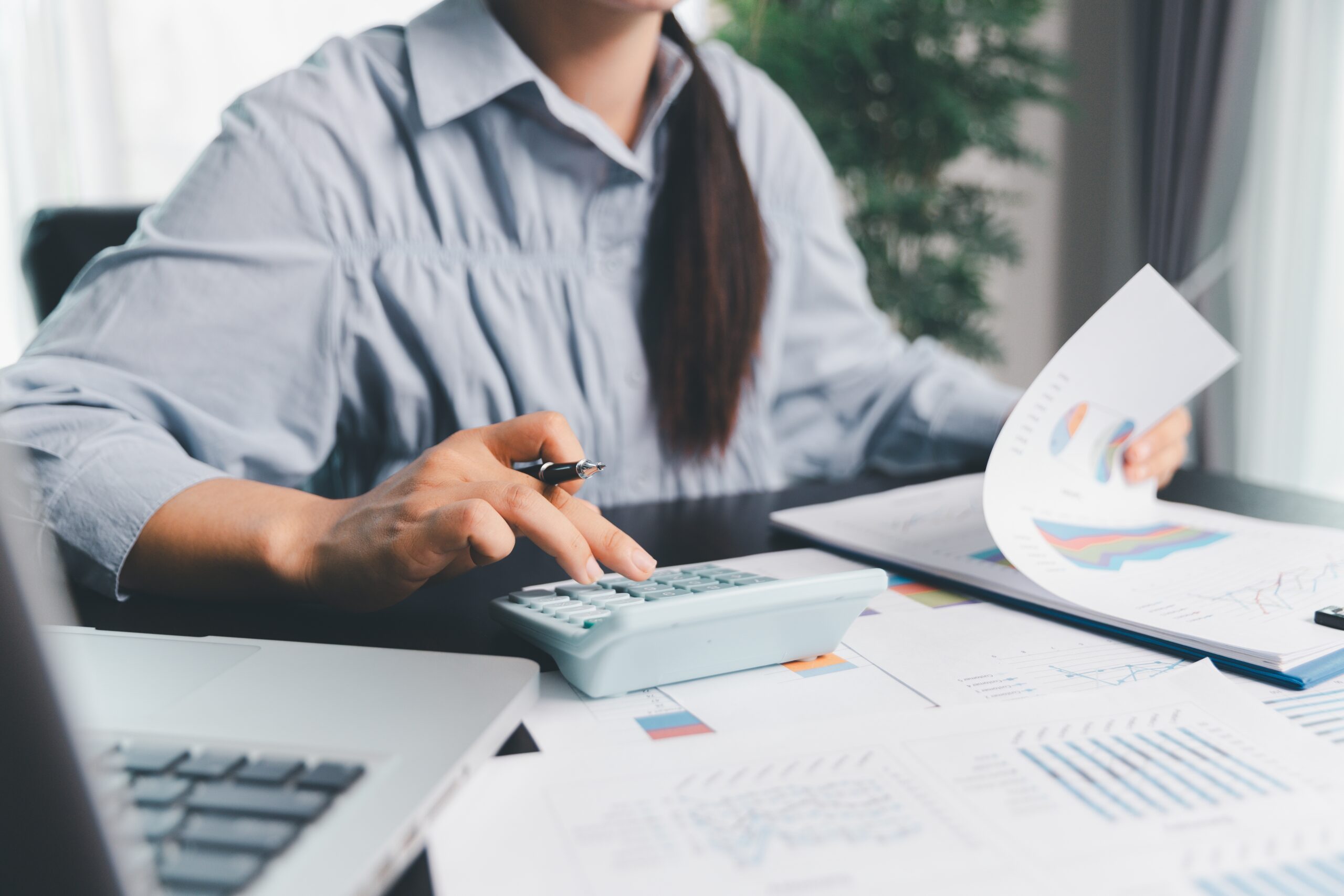 Business,Woman,Analyze,Calculate,Company,Financial,,Tax,Results,Office,Accounting